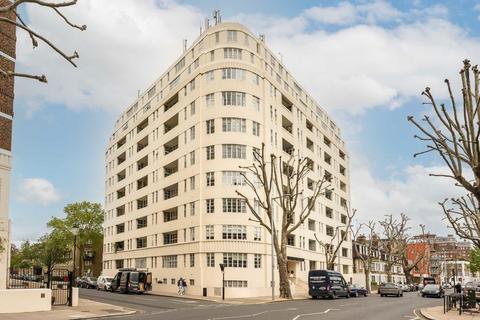 Studio for sale, Sloane Avenue, London SW3