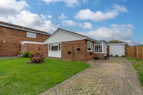 2 bedroom detached bungalow for sale, Chaucer Way, Felpham, Bognor Regis