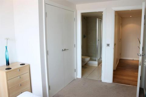 2 bedroom flat to rent, Wellington Quarter, Wellington Street, Leeds