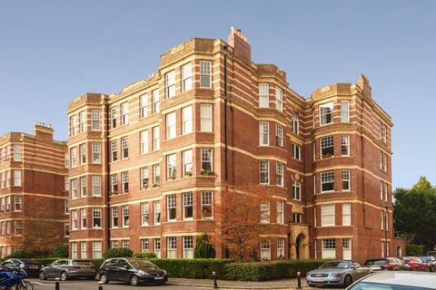 4 bedroom flat for sale, Sutton Court, London W4