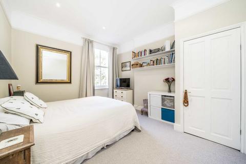 7 bedroom house for sale, Airedale Avenue, London W4