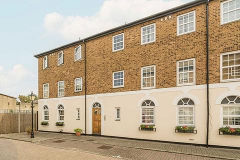 1 bedroom flat for sale, Copenhagen Gardens, London W4