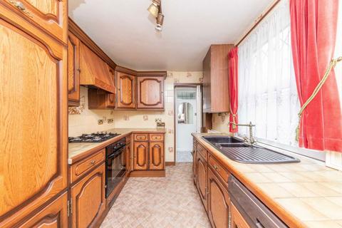 3 bedroom house for sale, Layton Road, Brentford TW8