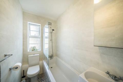 36 Chiswick Village, London, W4 3BY