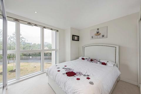 3, Turner House Pump House Crescent, Brentford, TW8 0HH