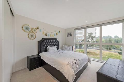 3, Turner House Pump House Crescent, Brentford, TW8 0HH