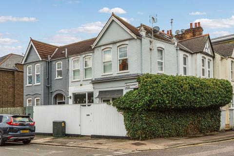 2 bedroom house for sale, Montgomery Road, London W4