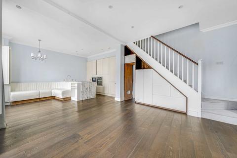 2 bedroom house for sale, Montgomery Road, London W4