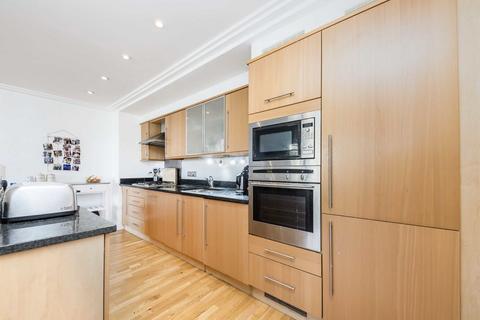 2 bedroom flat for sale, Point Wharf Lane, Brentford TW8