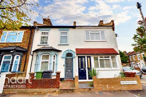 3 bedroom terraced house to rent, Chichester Road - Leytonstone -  E11