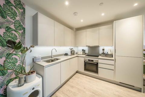 1 bedroom flat for sale, Commerce Road, Brentford TW8