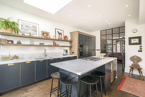 4 bedroom house for sale, Cleveland Avenue, London W4