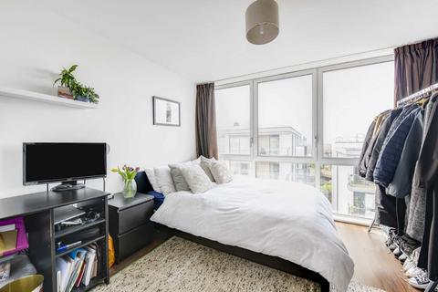 2 bedroom flat for sale, Ealing Road, Brentford TW8