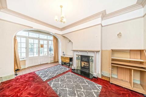 4 bedroom house for sale, Somerset Road, Brentford TW8