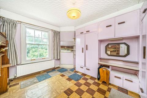 4 bedroom house for sale, Somerset Road, Brentford TW8