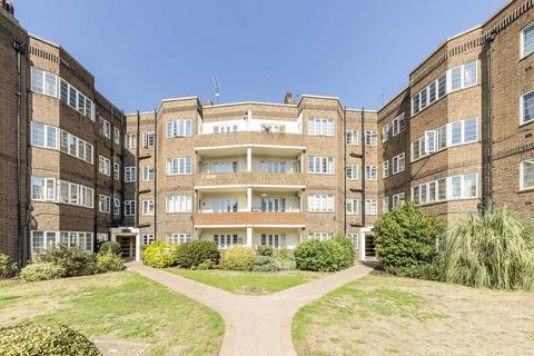 4 bedroom flat to rent, Chiswick Village, London W4