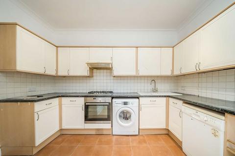 2 bedroom flat for sale, Sutton Court, London W4