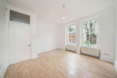 2 bedroom flat for sale, Sutton Court, London W4