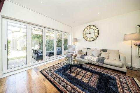 3 John Bull Place, London, W4 5GW