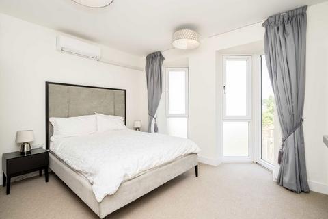 3 John Bull Place, London, W4 5GW