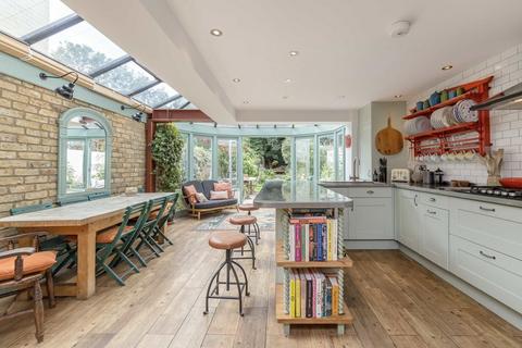 4 bedroom terraced house for sale, Whitehall Park Road, London W4