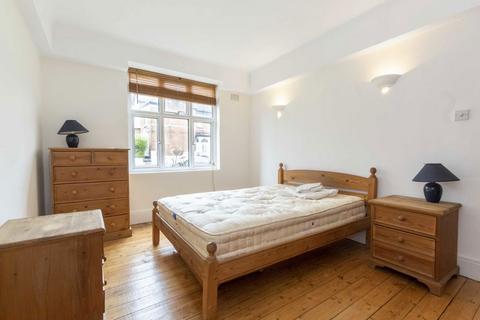 2 bedroom flat to rent, Wellesley Road, London W4