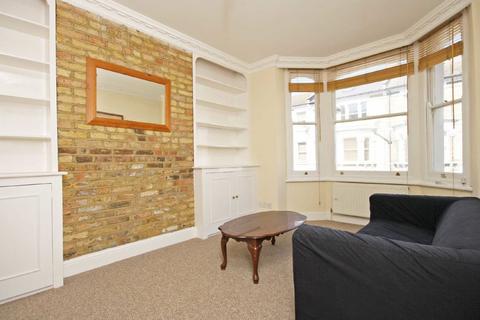 2 bedroom flat to rent, Sandmere Road, London SW4