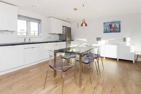 1 bedroom flat to rent, Stane Grove, London SW9