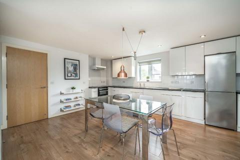 1 bedroom flat to rent, Stane Grove, London SW9