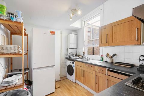 3 bedroom flat to rent, Hubert Grove, London SW9