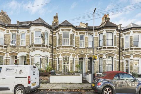 3 bedroom house to rent, Corrance Road, London SW2