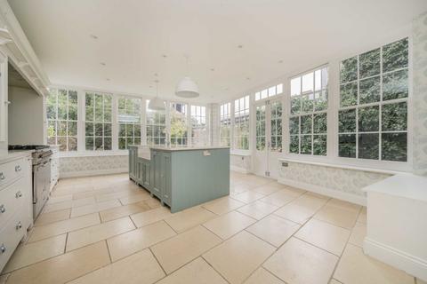 6 bedroom house to rent, Old Town, London SW4