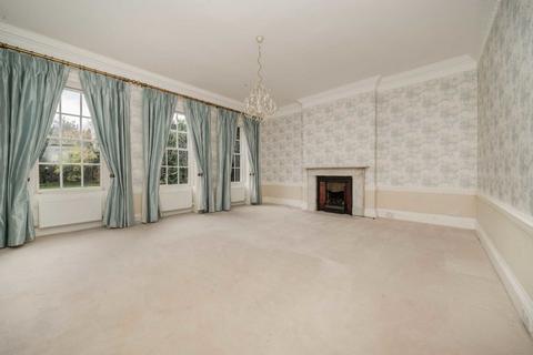 6 bedroom house to rent, Old Town, London SW4