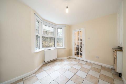 4 bedroom house to rent, Solon Road, London SW2