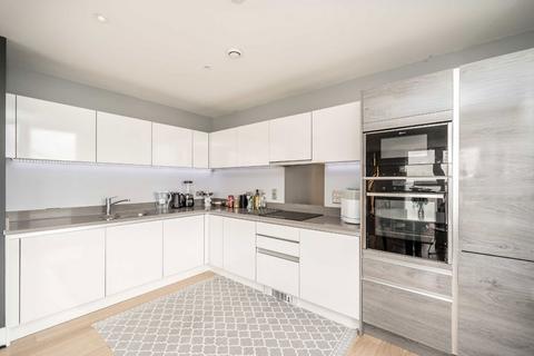 2 bedroom flat to rent, Robsart Street, London SW9