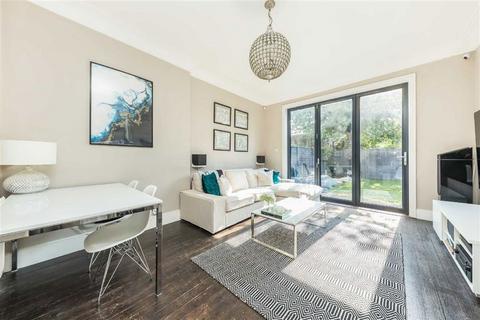 2 bedroom maisonette for sale, Fontenoy Road, London SW12