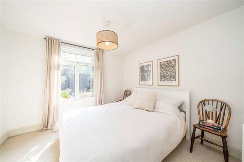 1 bedroom flat for sale, Corrance Road, London SW2