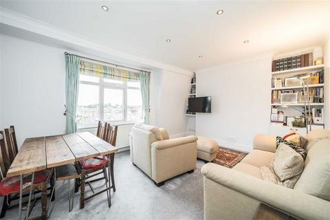 2 bedroom flat for sale, Elms Crescent, London SW4