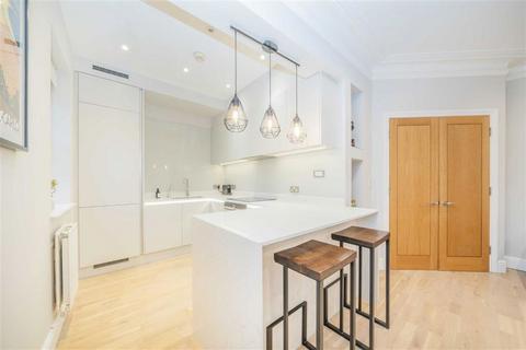 2 bedroom flat for sale, Windmill Drive, London SW4