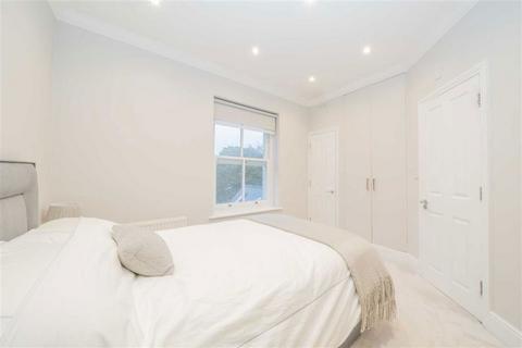 2 bedroom flat for sale, Windmill Drive, London SW4