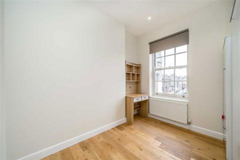 1 bedroom flat for sale, Clapham High Street, London SW4