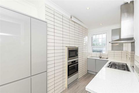 2 bedroom flat for sale, The Boulevard, London SW17