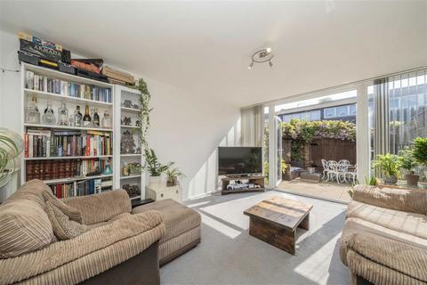 2 bedroom terraced house for sale, Ramilles Close, London SW2