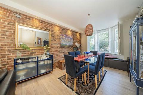 24 Abbeville Road, London, SW4 9NH