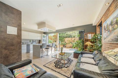 24 Abbeville Road, London, SW4 9NH