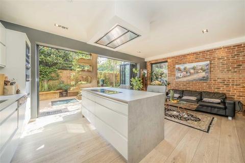 24 Abbeville Road, London, SW4 9NH