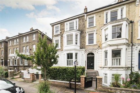 2 bedroom flat for sale, Gauden Road, London SW4