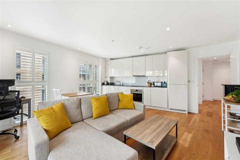 1 bedroom flat for sale, Fairbourne Road, London SW4