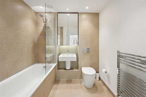 Flat 32, 2 Fairbourne Road, London, SW4 8DZ