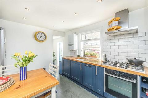 1 bedroom flat for sale, Wingford Road, London SW2